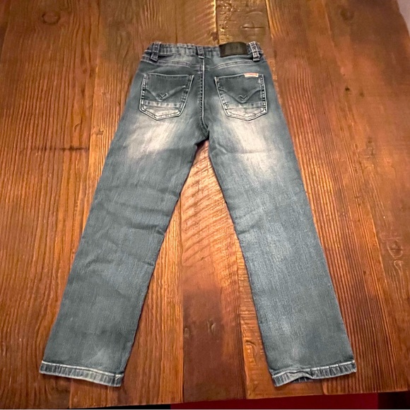 Hudson Kids Distressed Jeans Size 7. - Picture 7 of 9